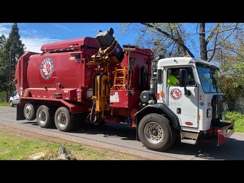 BRAND NEW Peterbilt 520 Labrie Automizer