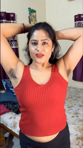 Super Hot Woman In #Saree🔥YouTube Can't Handle #viral #shorts #woman #cute #trending #desi #trending