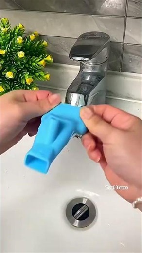 Link in Bio ‪@MaviGadgets‬ ( # 3293 ) ▶️ Elastic Kids Water Faucet Extension