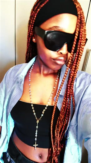 Dirty ahh glasses 💔