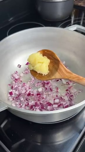 855K views · 22K reactions | Picadillo is an original Cuban dish made of ground beef and potatoes. I absolutely love picadillo with white rice, and I’ve lended my seasoning style to the dish. It’s a hitter in my home 襤 *INGREDIENTS IN FIRST COMMENT* #bigmamacooks #picadillo | A Taste of Michelle | Facebook