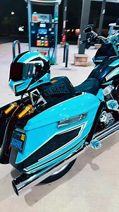 First road test of T2(Tiffany 2.0) few kinks to work out before the trip down to @allamerican_cycle - but she’s definitely on the right path… plus she’s got her own song, lmao… huge thanks to the following… @leperaseats @speeddealer @krausmoto @santorofabworx @wesleychapelhd @ohlinsusa @lyndallbrakes @carbonvisionary @48speedshopth @bamco_motorsports @simpson_motorcycle_helmets @joe.grundy89 @bullittworx @barnettclutchescables @biketoberfestrally @darkhorsemoco @advanblack @klockwerks @a10_moto 
