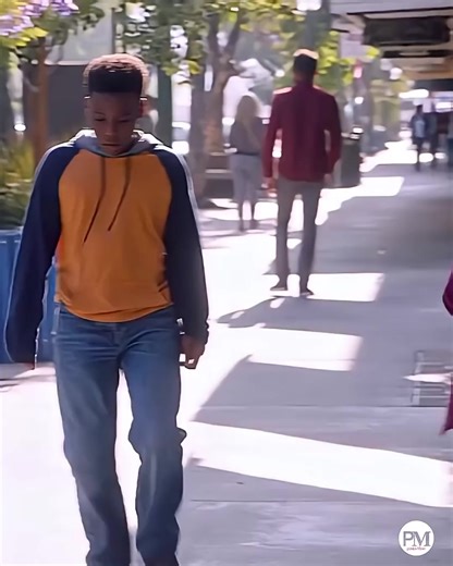 Vidéos de Univers TV (@univers.tv1) avec son original - Univers TV