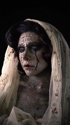 Creepy Cracked Doll Makeup Tutorial