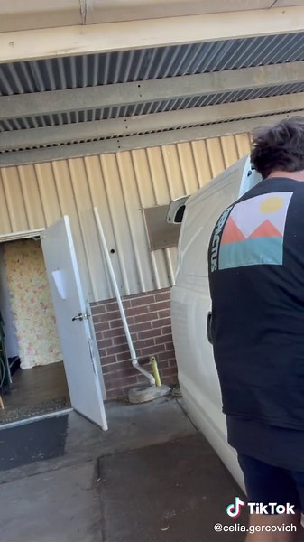 Balloon Business Office Setup and Installation Process