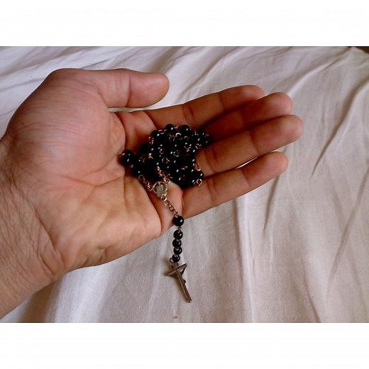 How to Pray the Rosary of Liberation Prayer | Synonym
