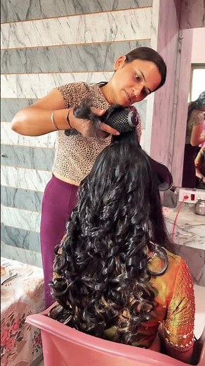 Smooth & Bouncy Hair | Blow Dry Technique#BlowDryTechnique#ProfessionalBlowDry#SalonFinishHair#