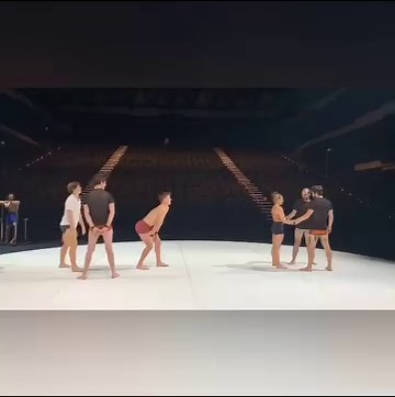 💫 CIRCUS SKILLS - The Rhi Rewind 💫 Named after Circa ensemble member Rhiannon Cave Walker @rhiannoncavewalker the Rhi Rewind was invented during the creation of Humans 2.0 and also features in Circa’s Peepshow (Club Remix). Here you can see the skill being rehearsed in show call. 🎥by featuring the Rhi Rewind in showcall. #Circa20 | Circa Contemporary Circus