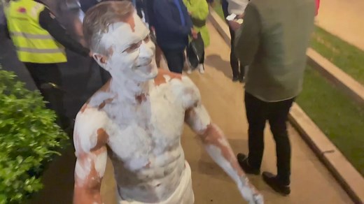 Where’s the shower? #painted #artist #showertimme #mazerunner #artistlife #adcabfest #adelaide #performanceart #bodyart #bodyartist #bodypainter #bodypaint #skin #art #spiegeltent #backstage #behindthescenes #performer #lost #cleaningtime #brentrayfraser