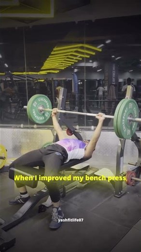 Why Sprinters Bench Press 🔥 The Hidden Secret to Running Faster | Upper Body Speed Science