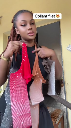 Collants filet disponibles jusqu'à 3XL
