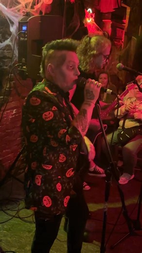 Happy Halloween with Handsome Boys and Elvis Costello’s Radio Sweetheart! #halloween2025 #rockabilly #70smusic #newwave #punk | The Brainlets