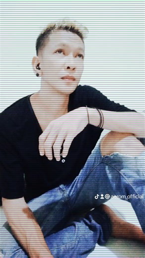 ᴰꄲꋊ Jᥙ𝙖𝗇 (@aerom_official)’s videos with suara asli - dhaniz05