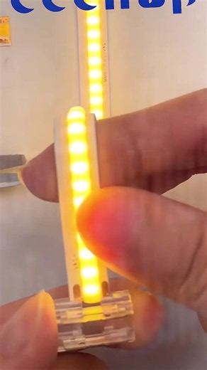 #yeechop #lights #neonlights #striplights #decoration #diy #diylights #diyledlights #ledstriplights #LED #strip #lighting #tracklighting #neonlight #roommakeover #electroniclighter #design #installation