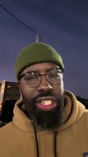 Stay tuned for this one. Me and @Mari Food Reviews ended at the same place and had a chance to connect and grub. @allgasnobrakesreloaded #foodie #goodeats #florida #visitpensacola