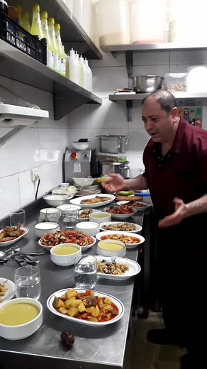 Mastering Kitchen Skills: Delicious Dish Preparation Demo