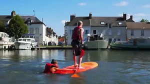 Prenez le temps d'un week-end pour une petite excursion du côté de Briare et son célèbre Pont-Canal ! 😍😍😍 | Val de Loire - France