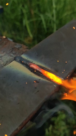 perfect flat plate iron welding technique #welder #reels #viral #steel