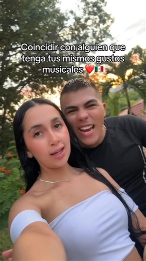 Nicoo Vargas on Instagram: "Qué bonito coincidir en tantas cosas… pero coincidir en la música es lo que más me enamora. Contigo, hasta Aerolina Carrillo suena más bonito ❤️🎶 - - - - - #AerolinaCarrillo #AmorEnCanciones #MismosGustosMusicales #Pareja #Romántico #LoveVibes #NuestroMomento #ParaTi #Fyp #Tendencias2025"