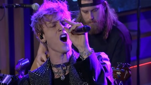 Watch: MACHINE GUN KELLY Butchers SYSTEM OF A DOWN's 'Aerials' On 'The Howard Stern Show'