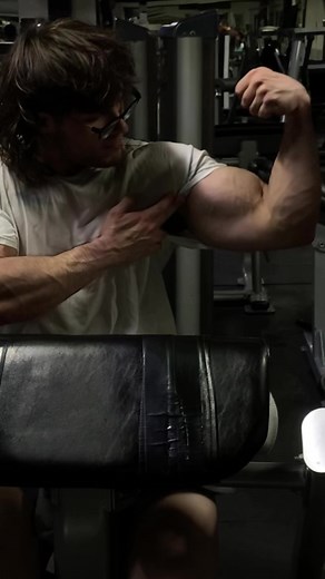 Ultimate Old School Powerbuilder: Boost Your Fitness Game!