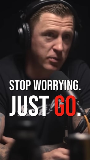 Stop overthinking everything. Try with this one simple trick @jockowillink and @codey.gandy learned from their military experience: Open the door. You put yourself under more stress when you don’t face the unknown. The uncertainty becomes fear. If you don’t know what’s happening on the ground, start by sending people to assess the threat level. Don’t try and figure out the problem from the outside. Face it head on. | Echelon Front