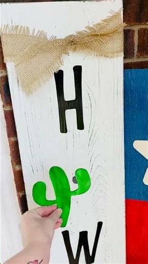 Howdy #howdy #DIY #cricut #porchsign #foryou #foryourpage... #Shorts #txmamaliving1