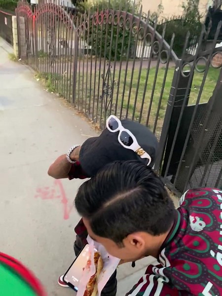 👶👽 #babyalien #inglewood #mexicovsvenezuela