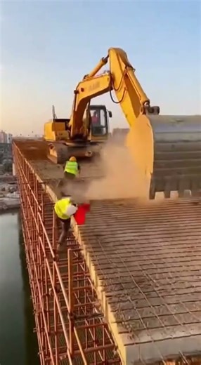 Concrete Slab Shatters Under Pressure, Triggering a Chain Reaction Failure!