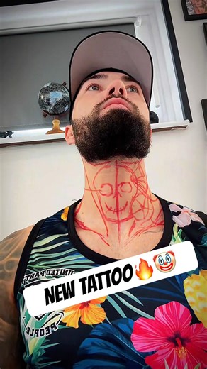 New tattoo 🔥 70/100 Subs 🔒