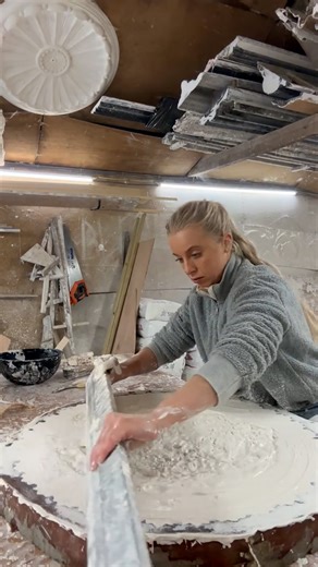 614K views · 7.6K reactions | Making a traditional fibrous plaster piece  | UNILAD Tech | Facebook