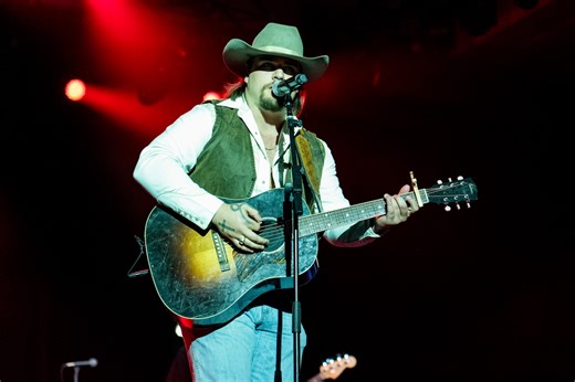 Country music star reveals he turned his arrest into a $150,000 payday
