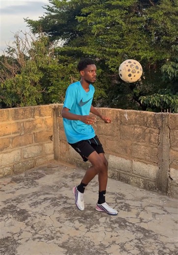 Freestyle football tricks and moves — Amate na diom def video