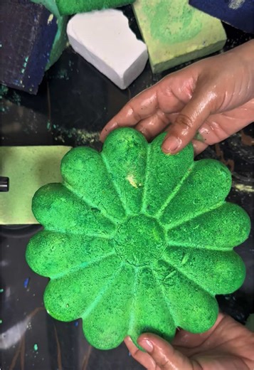 Satisfying Colour Chalk Sounds: ASMR Experience