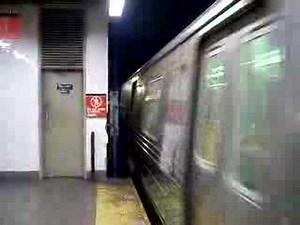 R68 D train entering 36th Street