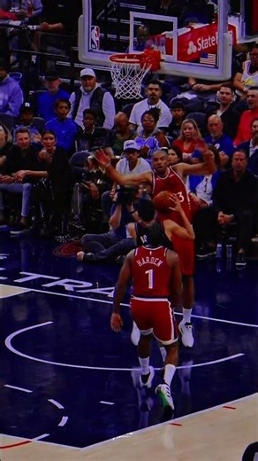 A slow-motion basketball moment🔥🔥