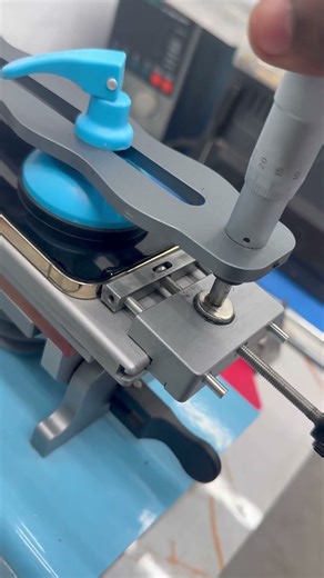 iPhone 13 Pro Max safe way to open