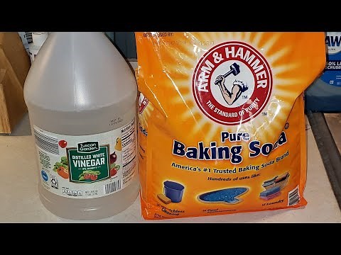 How to clean a dirty microwave with Vinegar and Baking Soda. DIY steam cleaning.