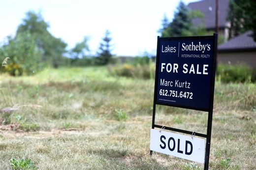 Several Kathy Cargill properties for sale on Park Point