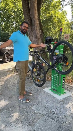 ജർമ്മൻ തെരുവുകളിലെ സൈക്കിൾ കട #shorts #viralshorts #cycling