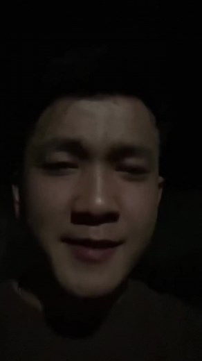 Kinh Nghiệm Làm Xăm và Tình Yêu Đất Nước | Livestream #uctv