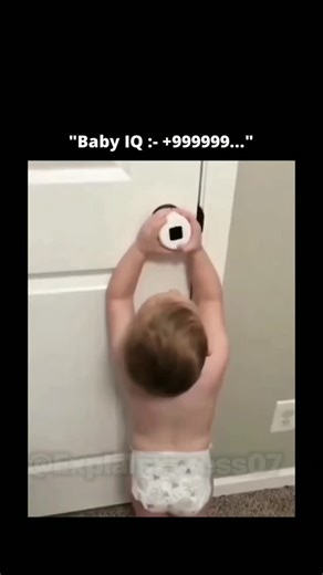 𝗘𝘅𝗽𝗹𝗮𝗶𝗻 𝗫𝗽𝗿𝗲𝘀𝘀 on Instagram: "This video captures a powerful developmental milestone where a toddler is experimenting with independence, problem-solving, and cause-and-effect learning through everyday objects. Around this age, children begin to test their physical limits by standing tall, reaching upward, and using both hands to manipulate objects, which strengthens balance, coordination, and core muscle control. Door handles and knobs are especially fascinating because they provide