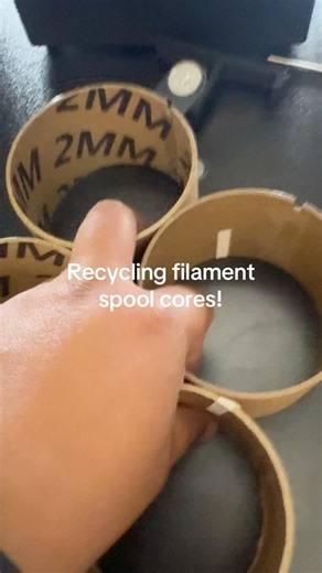 Love that there’s so many options on Maker World for recycling these! This one’s by sdaendi.