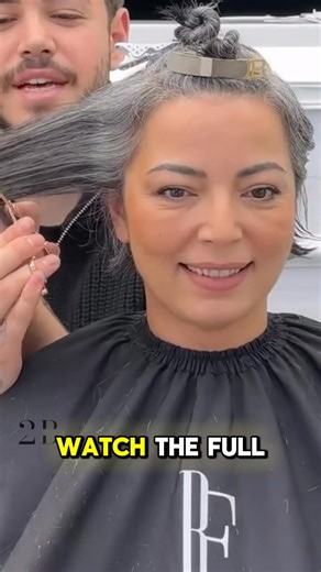 This woman changed so much… people couldn’t even recognize her! 😱 From ordinary to absolutely stunning — her transformation will blow you away! 💫 Watch the full video in the comments below 👇👇 | ViralVerse