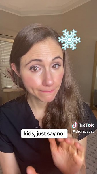 #stitch with @Dr. Paul Nassif Saddle nose deformity can be caused by trauma, autoimmune diseases, infection, certain cancers, Crohn’s disease, and 👃🏼❄️❄️❄️ #saddlenose #saddlenosedeformity #dermatologist #drdrayzday