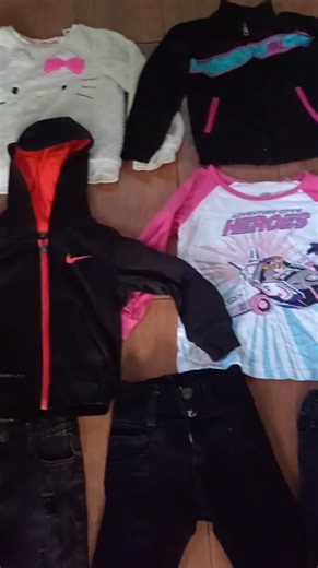 Solo chulada ropita de niña tallas de 2 a 4 años precios de $0.50 a $1.99 Pregunte sin compromiso @destacar | Iveth Sierra Sierra | Facebook