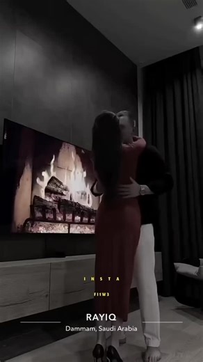 ‎مٓيـِْࢪااٌݪہَٖ السَٰوريهٰهٰة👄‎ on Instagram‎: "#في عام 2015 اطلب علينا السينما بتحفة فانتازية رافية جدا من بطولة مدلله هوليوود بلييك ليفلي في دور ادولاين بومان. حيث يتناول فیلم عمر ادلاین قصه امراة تتعرض الصعقة من البرق بعمر 29 سنة . الشي الذي يجعل عمرها يتوقف اي انها لا تكبر ابداالفيلم يستكشف فكرة الخلود مقابل الانسانية بعد الحادث الغامض اصبحت ادولاین تری كل من حولها يكبرون ويتغيرون ويموتون حتي ، في حين أن ادلاين تبقي ثابتة لا تتغير كان احكام الزمن لا تجرى عليها"‎