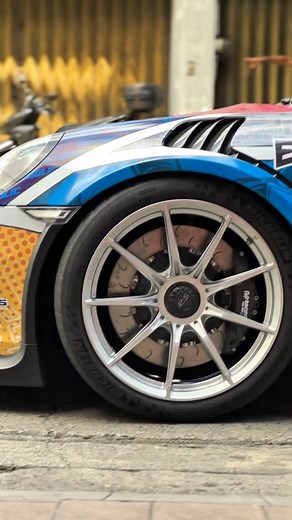 MOD.SLEEP.RACE. Repeat! Here at Autoholic, we prep each and every car like a race car— every small detail counts in winning. For aftermarket parts like these, turnkey modifications, race car preparation, please don’t hesitate to seek our professional help. Slide in a DM. #Porsche #GT3RS #Ravenol #APracing #AutoholicRacingPaddockClub #Autoholic | Autoholic Garage