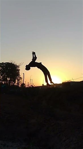 😱😱 back flip stunt omg two hand power #flip #viral #shorts ‎@Sachin_fliper_