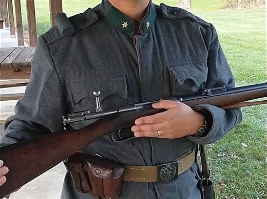 德国1888式委员会步枪射击 附带刺刀